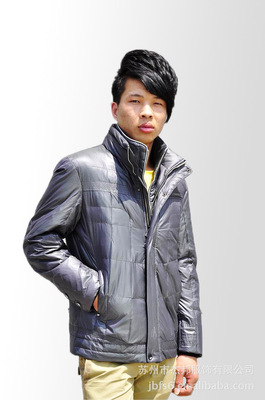 厂家加工定制男士棉衣与羽绒服外套 苏州市杰邦服饰专业服务解析